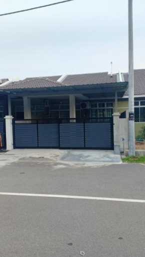 HOMESTAY BUDGET MASJID TANAH PERDANA